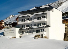 Гостиница Landhaus Jenewein  Obergurgl